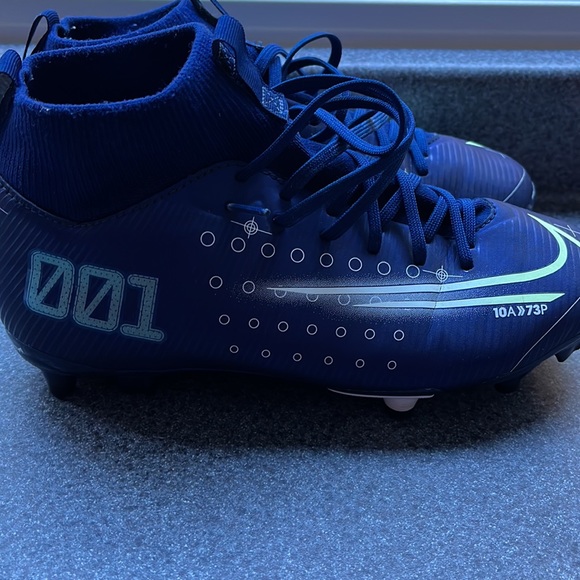 Nike Mercurial Kids Cleats size 4.5. EXCELLENT CONDITION - Picture 4 of 5